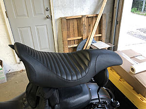 Mustang Tripper Fastback seat-photo376.jpg