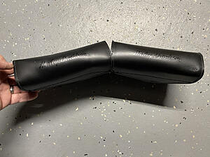 Genuine HD Road King &quot;2 pouch&quot; windshield bag-photo499.jpg