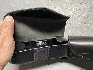 Genuine HD Road King &quot;2 pouch&quot; windshield bag-photo940.jpg