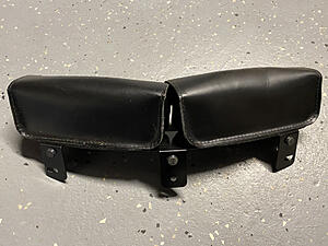 Genuine HD Road King &quot;2 pouch&quot; windshield bag-photo895.jpg