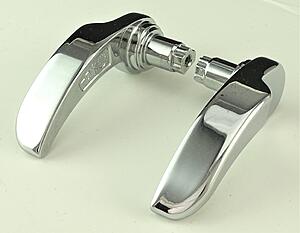 New harley touring chrome latch handles &amp; one spare kuryakin kinetic grip-dsc07001.jpg