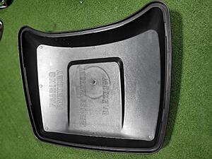 Black Console, Calipers, Razor lid, Mirrors, Seat, Luggage-20230118_184437.jpg