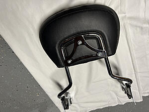 FOR SALE: Genuine HD &quot;standard height&quot; Sissy bar for 2009-newer touring.-photo123.jpg