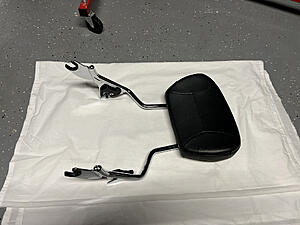 FOR SALE: Genuine HD &quot;standard height&quot; Sissy bar for 2009-newer touring.-photo943.jpg