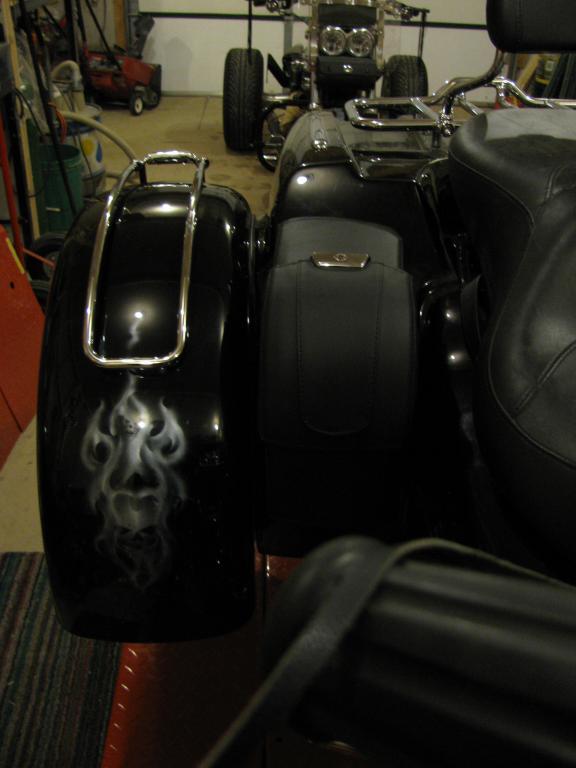 harley trike saddlebags