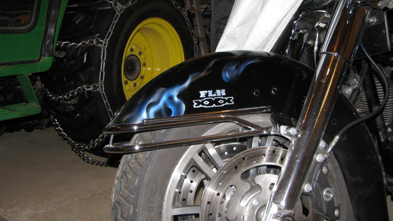 street glide front fender trim