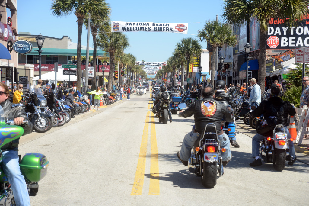 Harleys and Girls: Pics From Bike Week at Daytona Beach - Harley ...