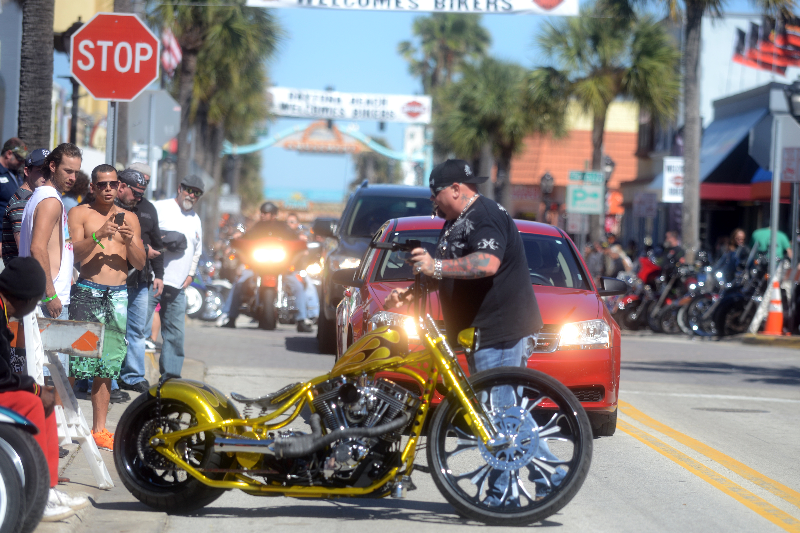 Harleys and Girls: Pics From Bike Week at Daytona Beach - DAYTONA082