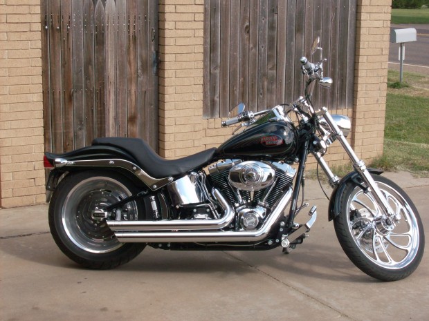    2008 Harley Davidson FXSTC Softail Custom 620x465 