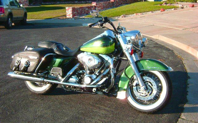 My Ride A Mean Green 07 Cvo Road King With Whitewalls Harley Davidson Forums