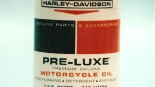 Motorcycle Oil – Do You Buy Manufacturer Specific?