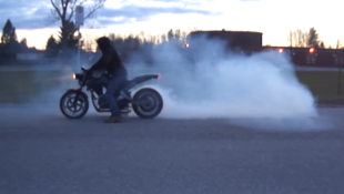 Buell Motorcycle Shows Us How to Do a Burnout