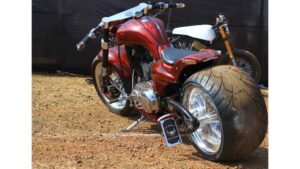 883cc V-Twin Fat Tyre Custom